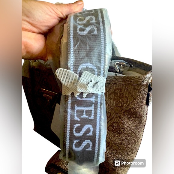 Guess Latona Mini Tote in Logo Latte - Picture 4 of 11